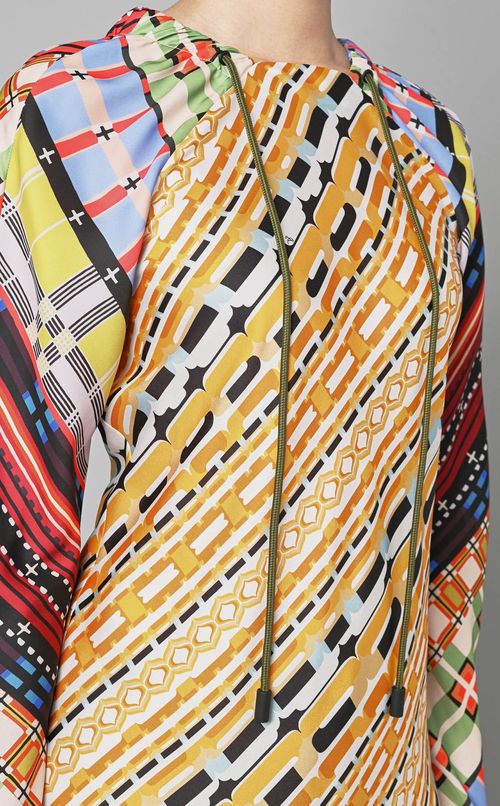 チェーンプリントドレス