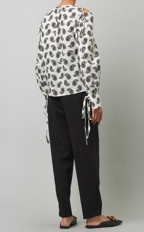 ペイズリーショルダースリットブラウス