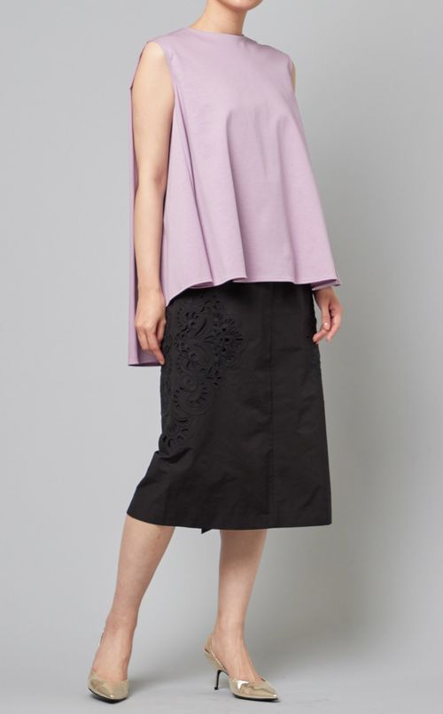 バックフレアコットンブラウス