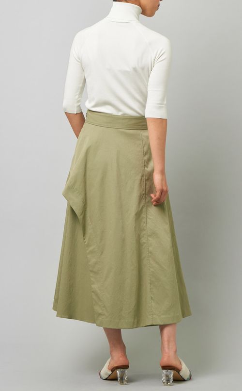 アシンメトリーフレアスカート