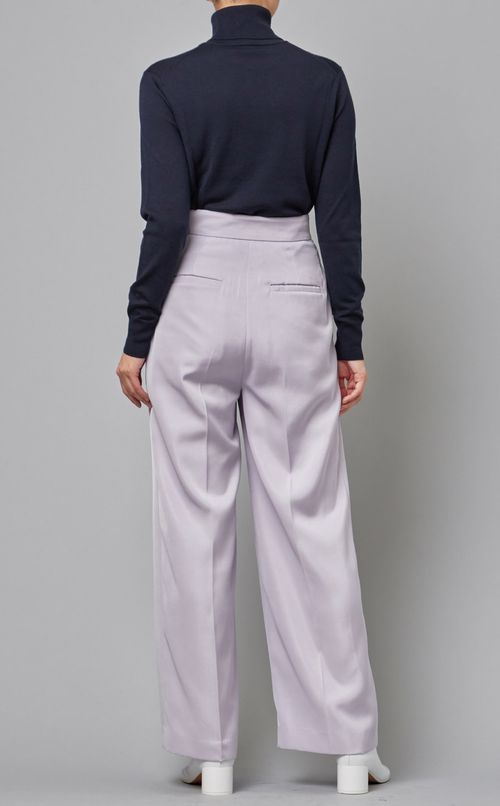 ブライトサテンストレートパンツ