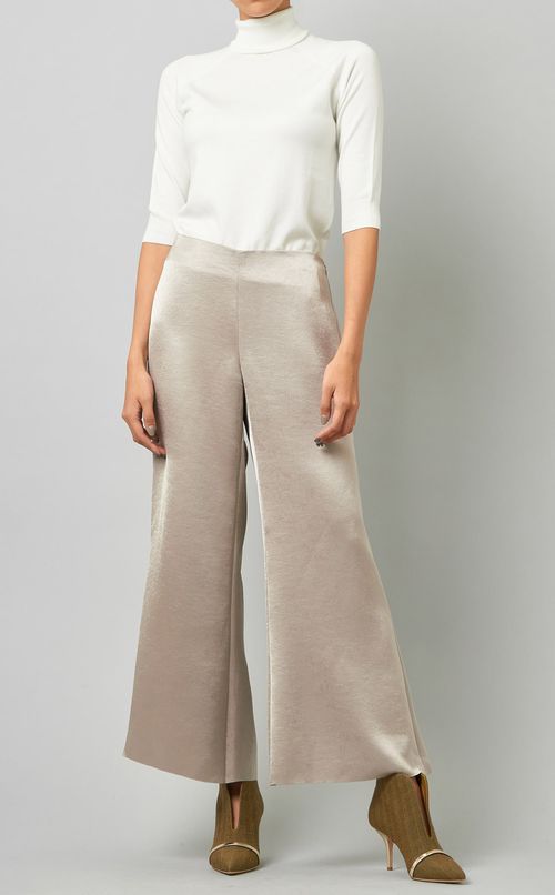 サテンフレアーパンツ