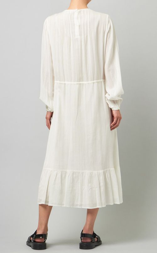 フロント刺繍フレアワンピース