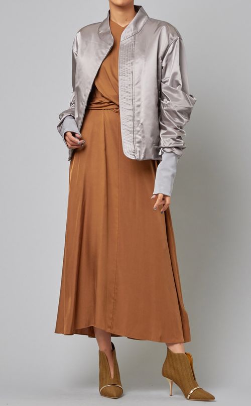 フロントツイストワンピース