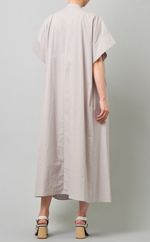 フロントプリーツワンピース