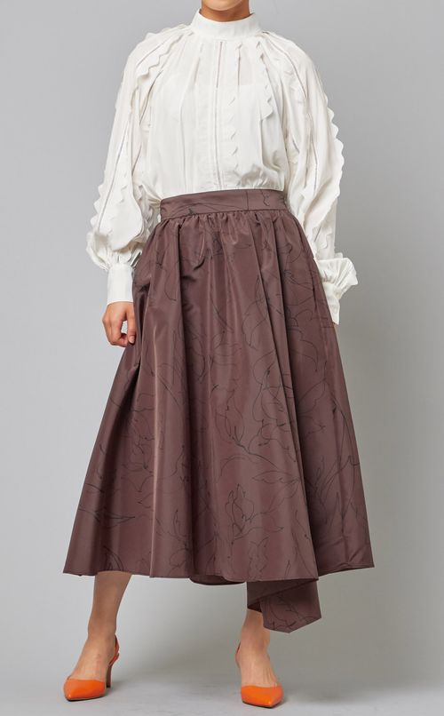 アシンメトリーフラワーモチーフスカート