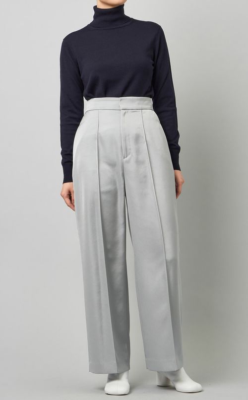 ブライトサテンストレートパンツ