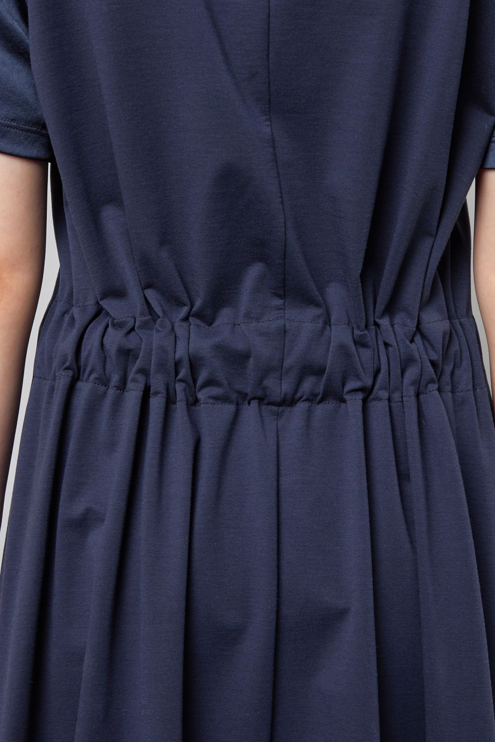 ベルト付ジャージーワンピース