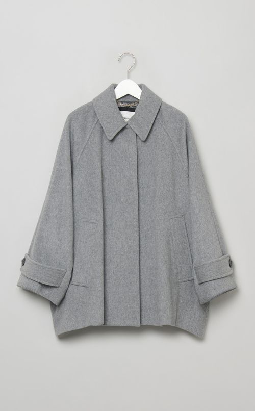 ステンカラーショートフレアコート