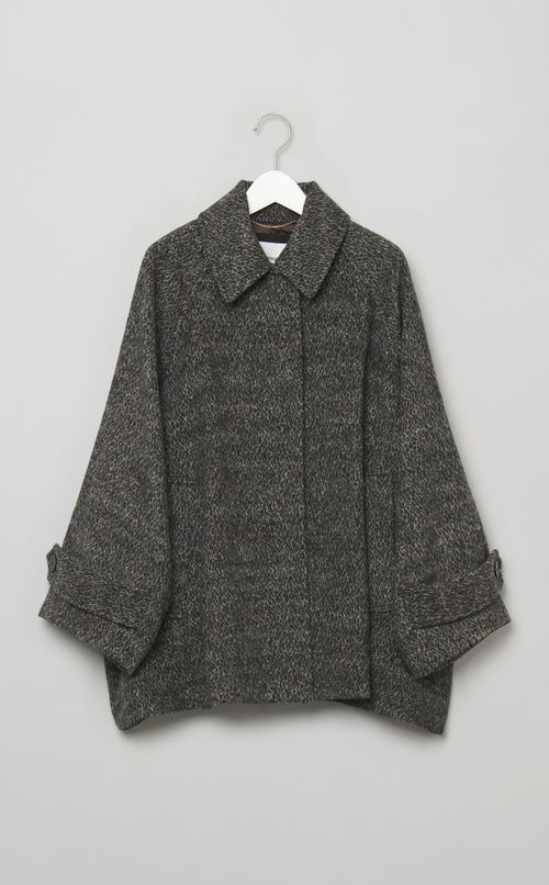 ステンカラーショートフレアコート