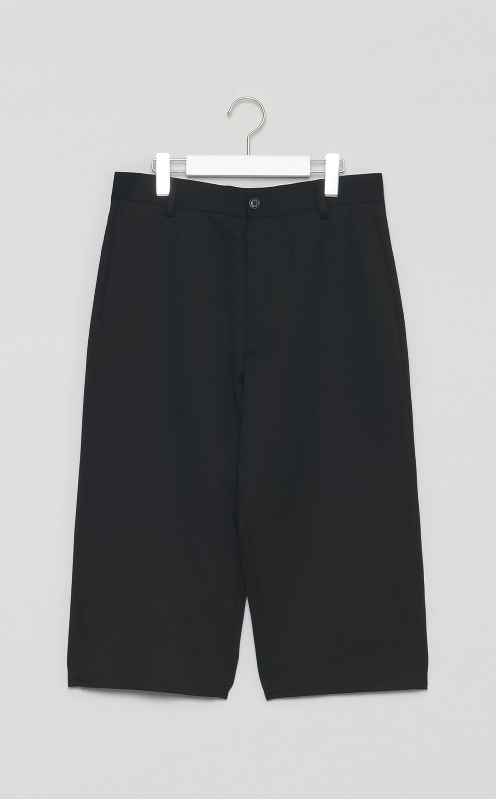 ウールギャバジンショートトラウザー