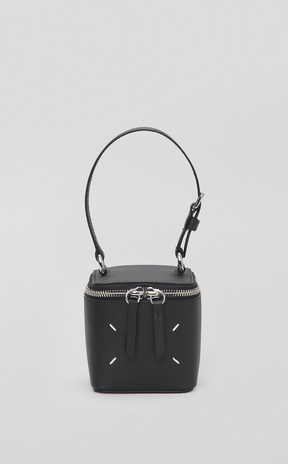 マイクロキューブレザーハンドバッグ