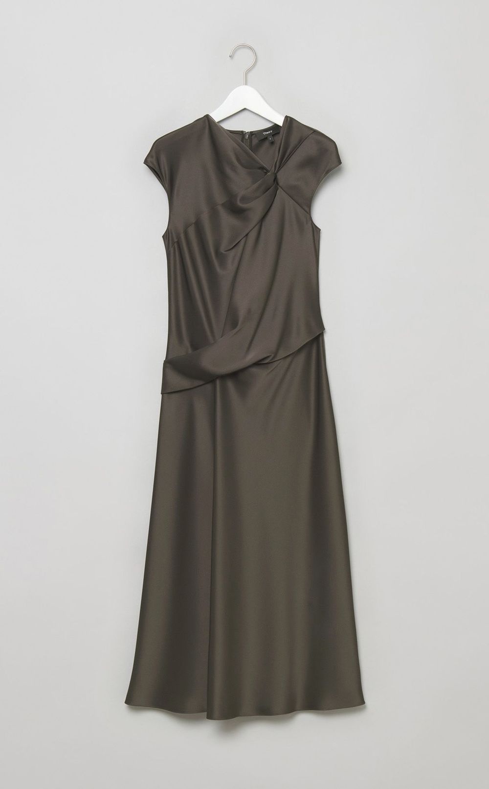 サテンツイルドレス