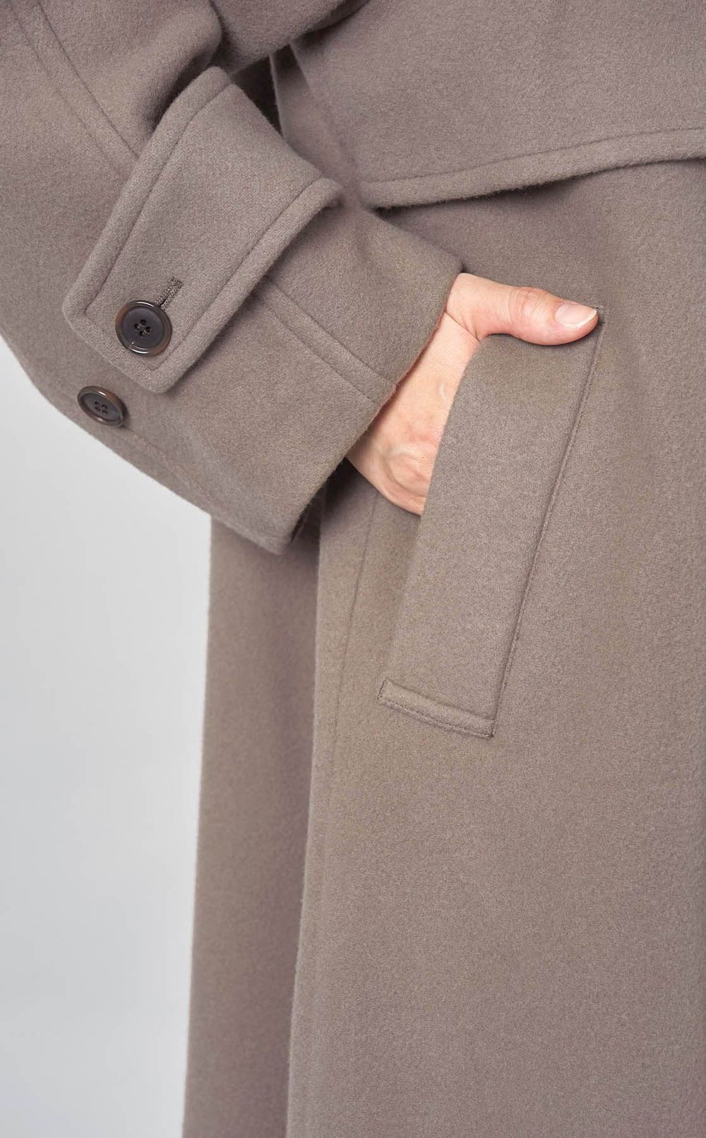 ウールリバーバルマカンコート