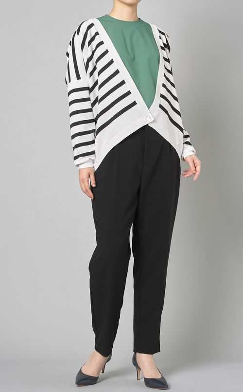 バックジッププルオーバーブラウス