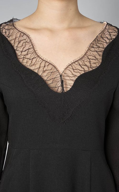 リバーレースパフスリーブワンピース