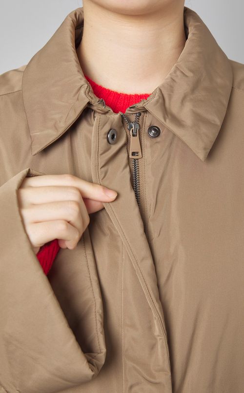 ドロップショルダー中綿ナイロンブルゾン