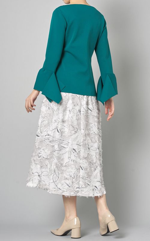 フレアスリーブニットプルオーバー