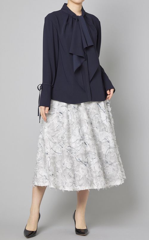 ジャガードプリントタックスカート