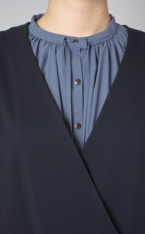 ダブルクロスノーカラージャケット