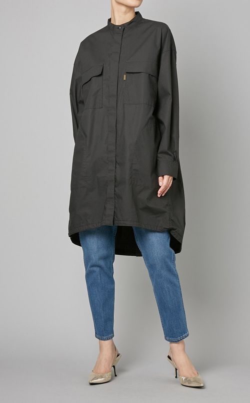 サーモライトスリムテーパードデニム