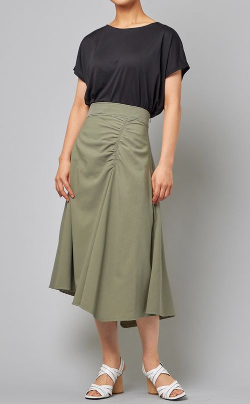 ギャザーデザインジャンパースカート