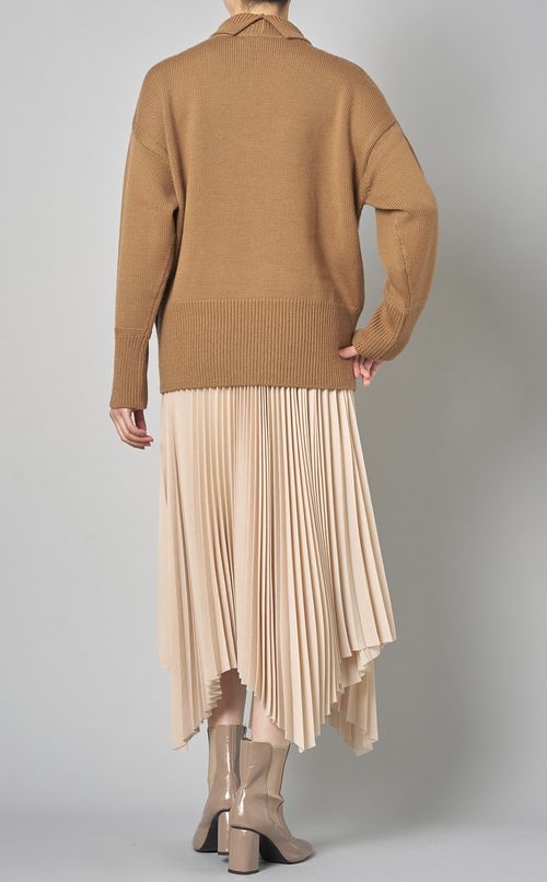 ハイネックニットプルオーバー