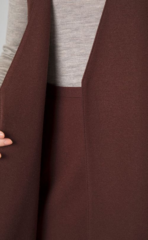 ノーカラーロングジレ