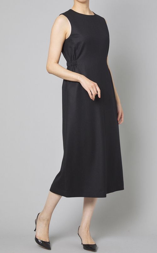 センターシームノースリーブワンピース