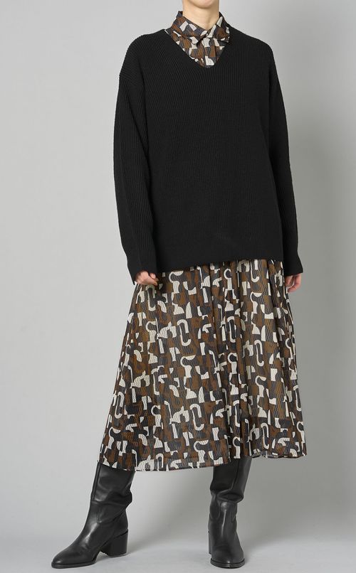 ウールVネックニットプルオーバー