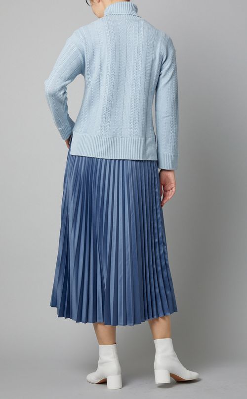 ライトウールタートルネックニット