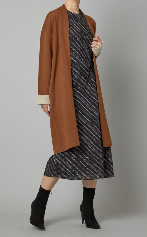 ボタンレスニットコート