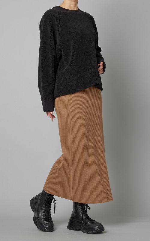 リブニットタイトスカート