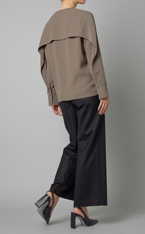 バックヨークプルオーバーシャツ