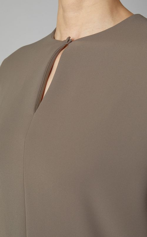 バックヨークプルオーバーシャツ