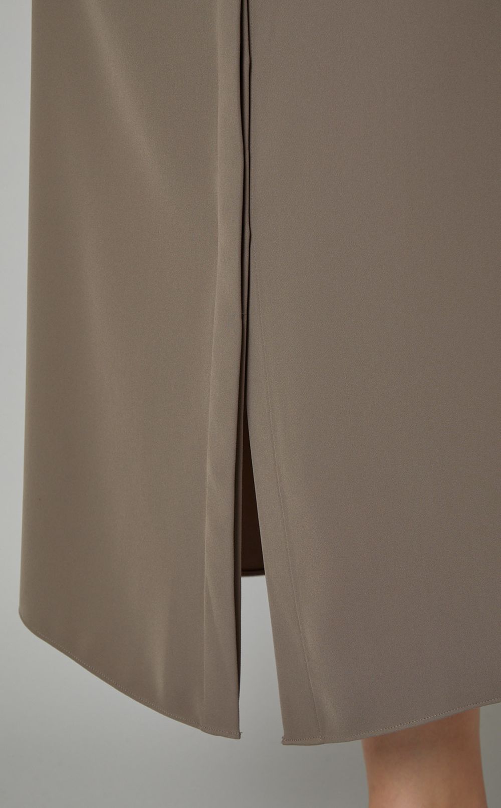 バックヨークロングワンピース