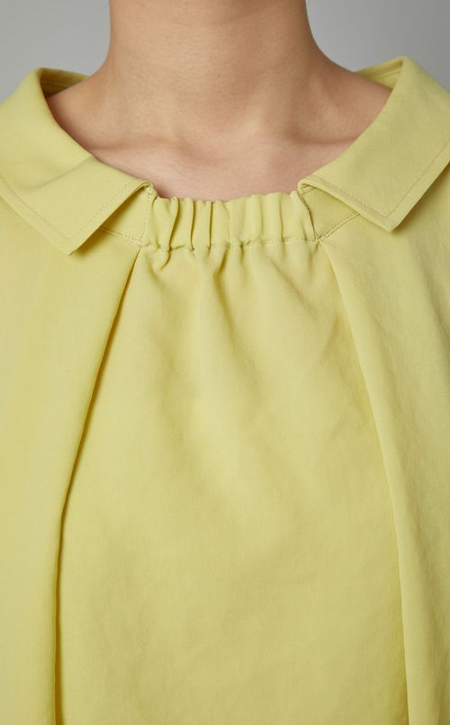 フロントタックフレアブラウス