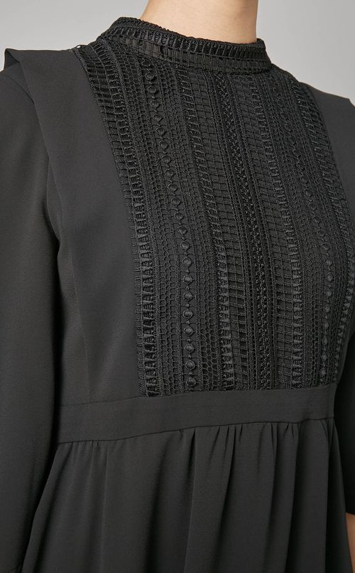 ケミカルレースワンピース