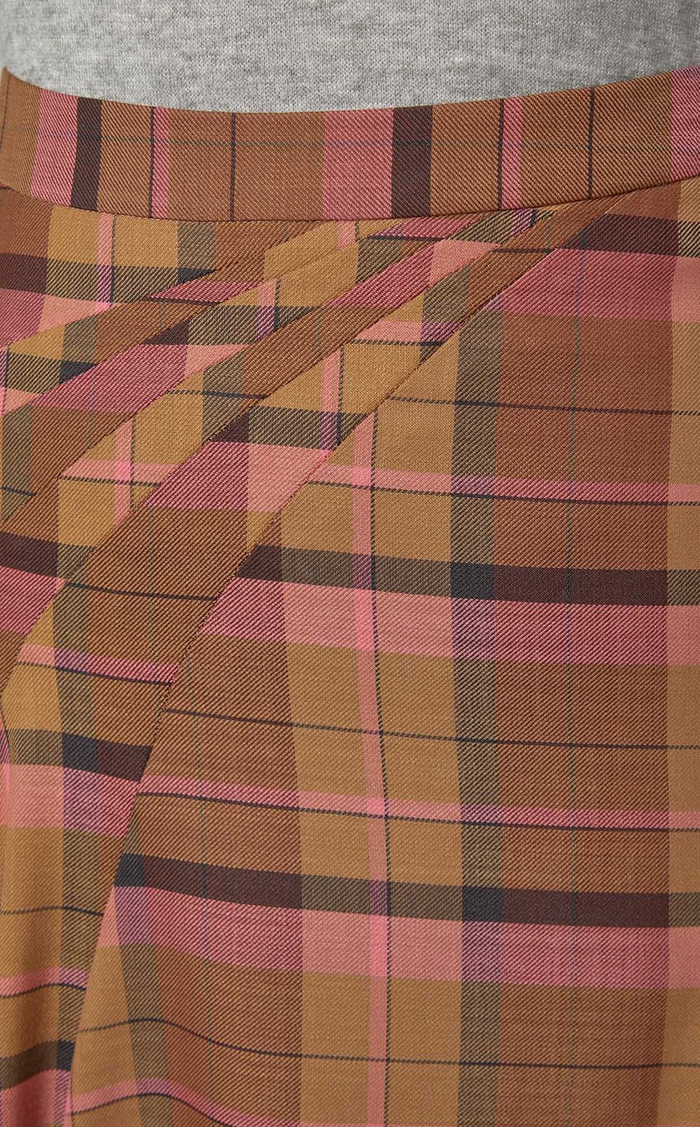 チェック柄ドレープスカート