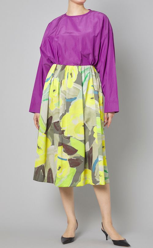 フラワープリントタックスカート