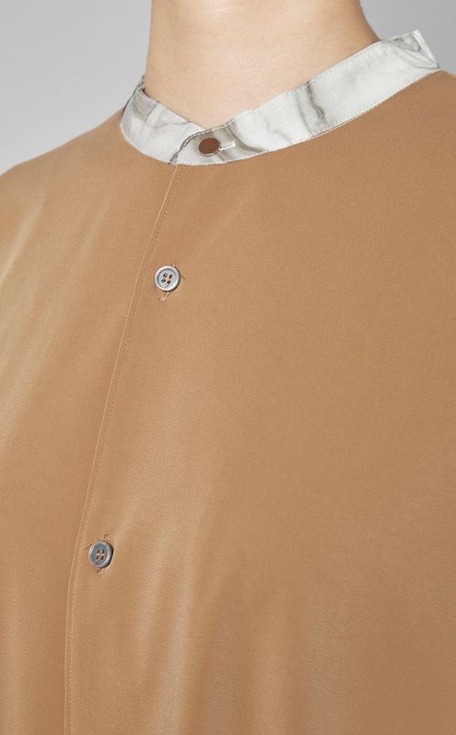 マーブルペイントノーカラーシャツ