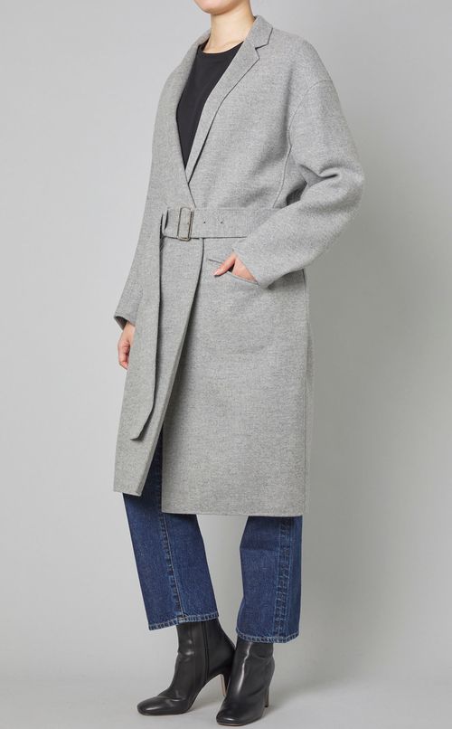 ハイウエストテーパードデニムパンツ