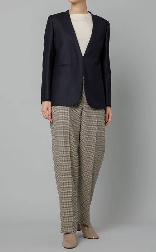 ストレッチストレートパンツ