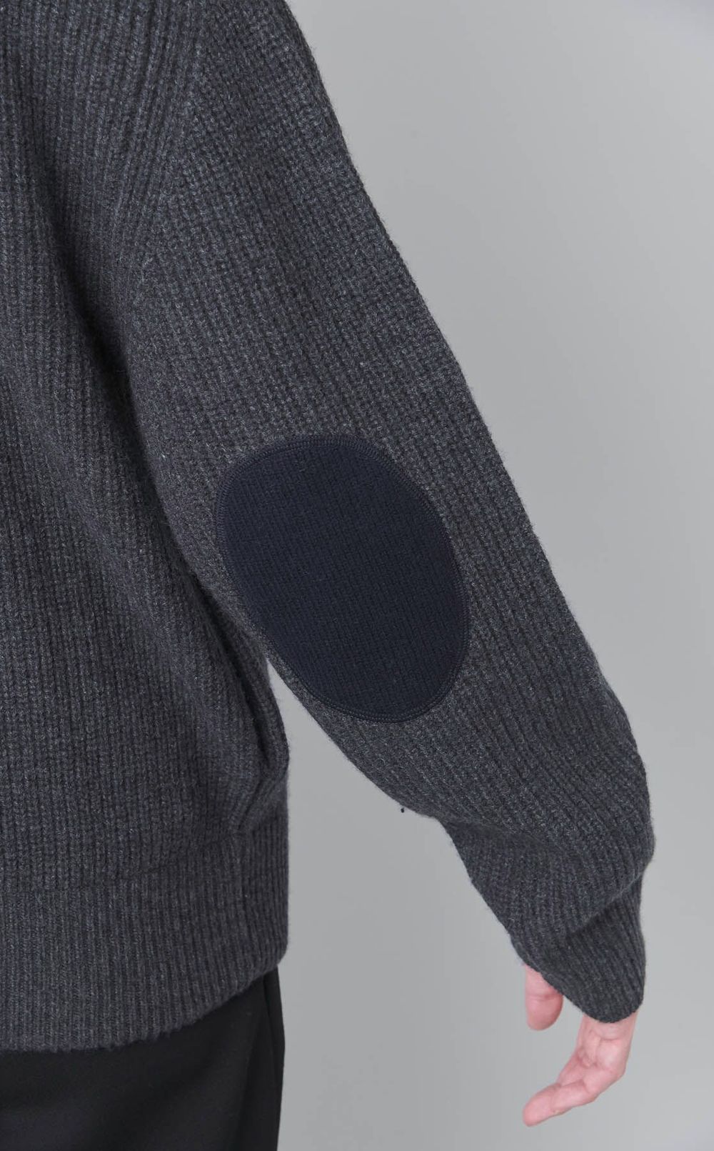 ドライビングニットブルゾン