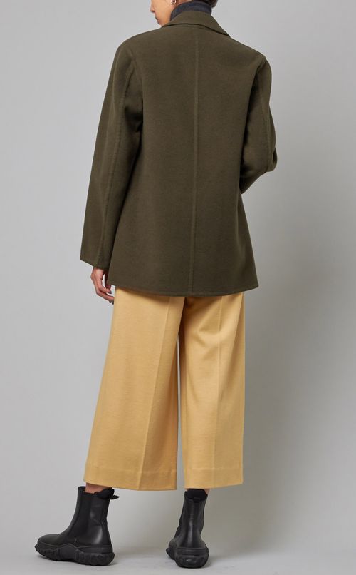 ピークドラペルジャケット