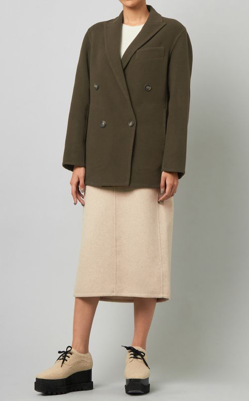 ピークドラペルジャケット