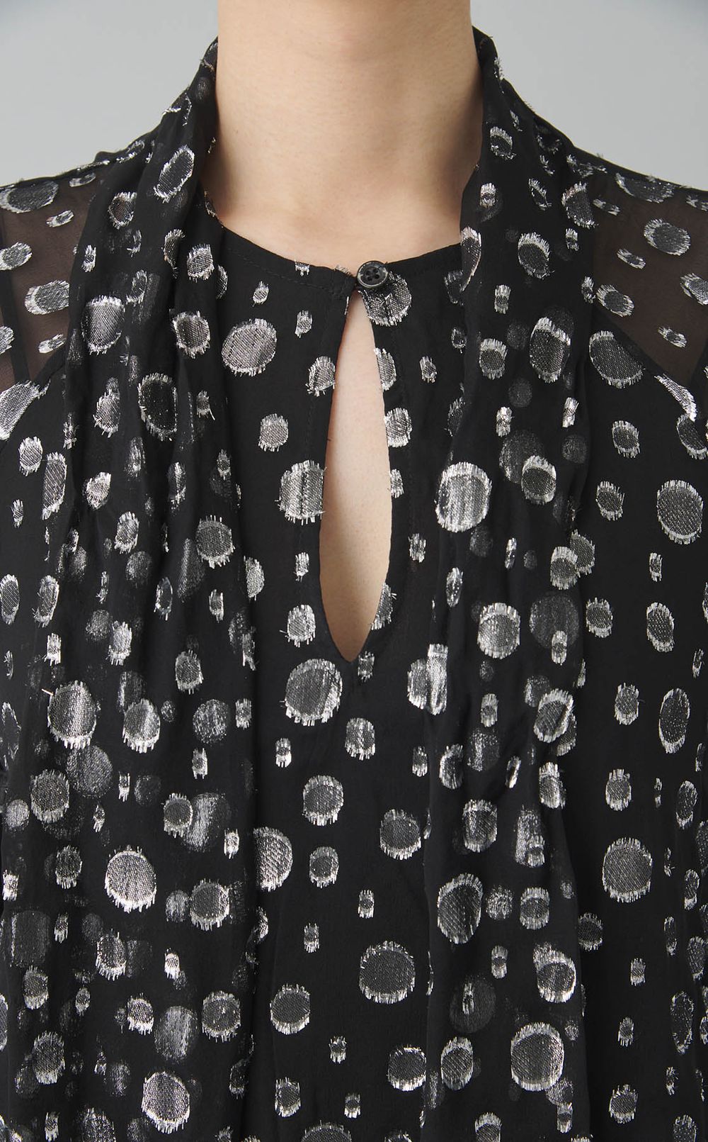 メタリックドットボウタイミニワンピース