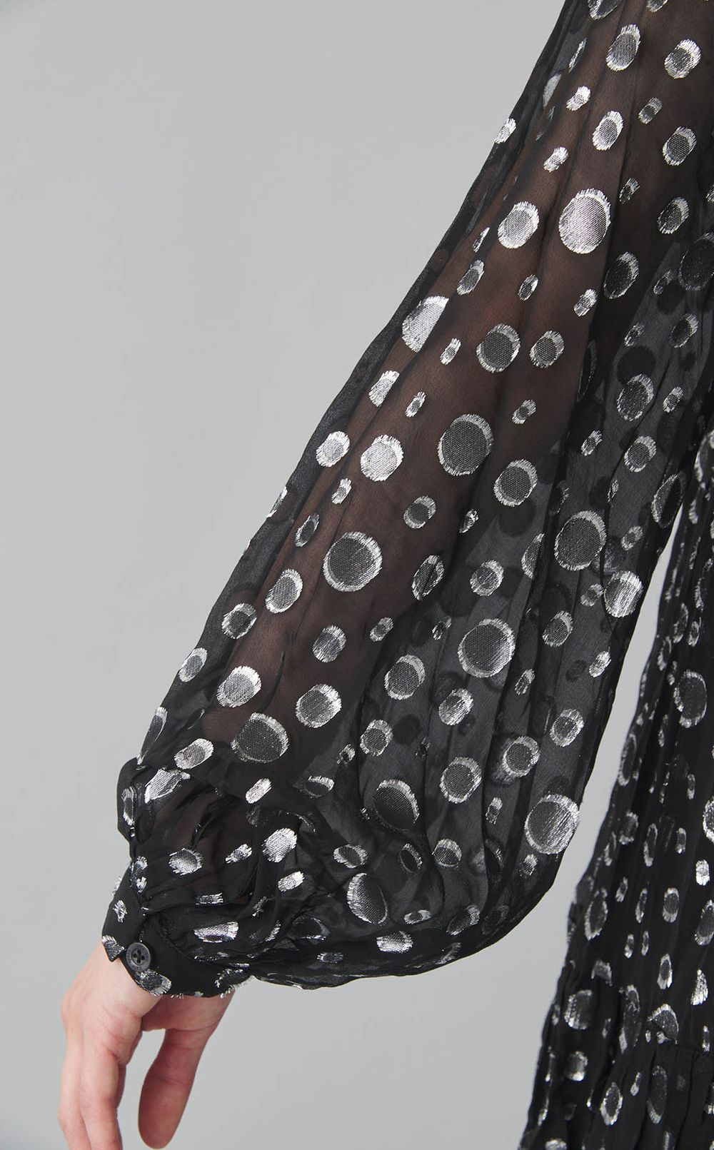 メタリックドットボウタイミニワンピース