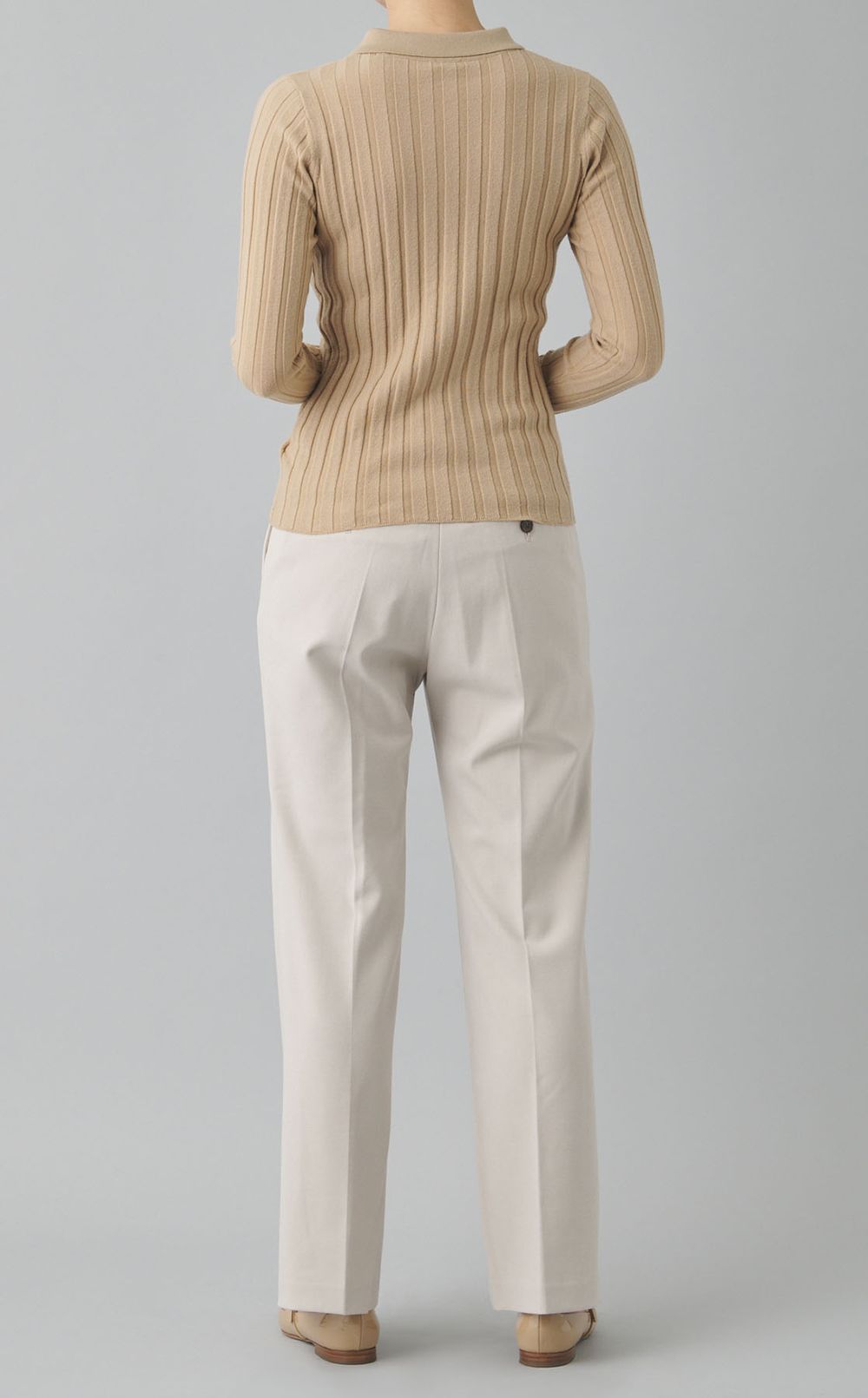 センタープレスストレートパンツ