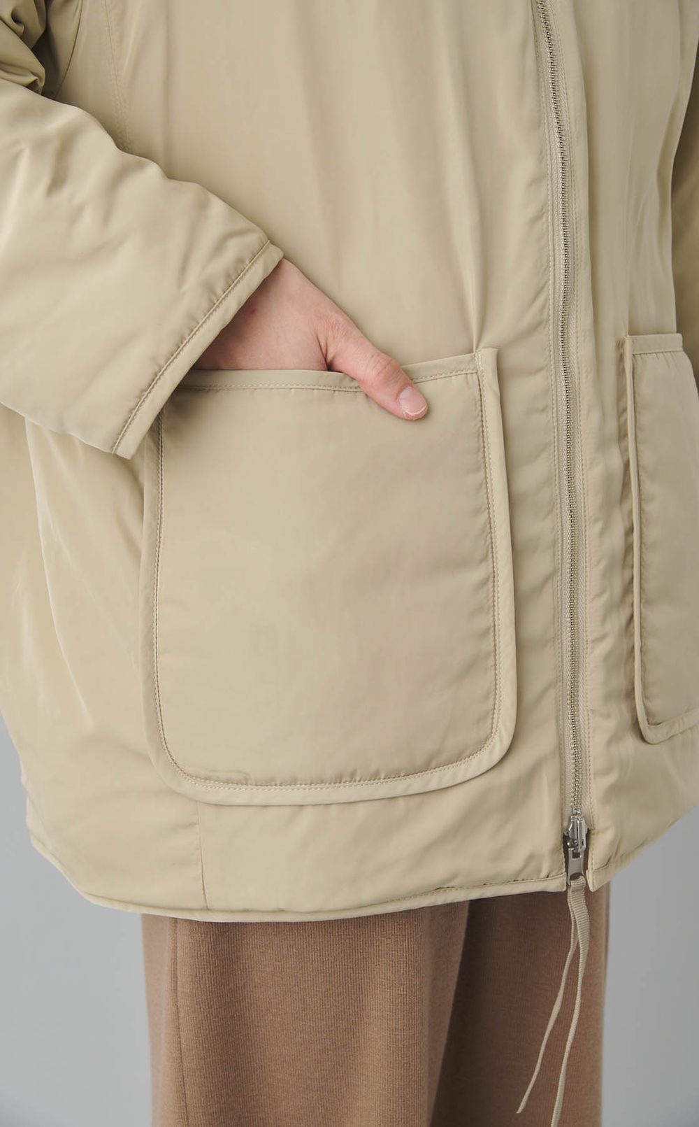 リバーシブルノーカラーブルゾン